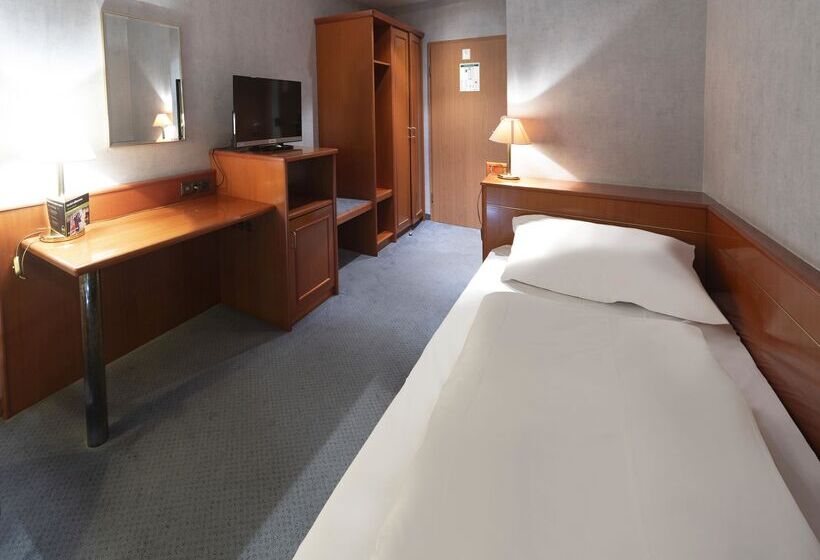 Номер Стандарт Индивидуальный, B&b Hotel Gotha Hbf