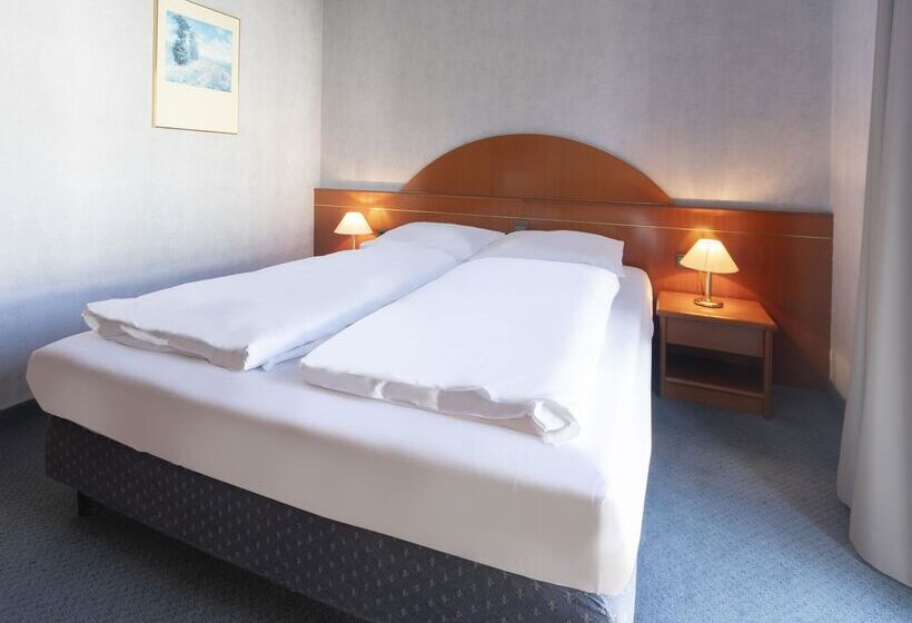Номер Стандарт, B&b Hotel Gotha Hbf
