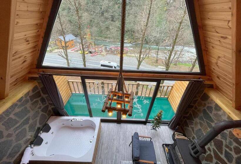 带河湖景观的套房, Golden Rose Bungalov