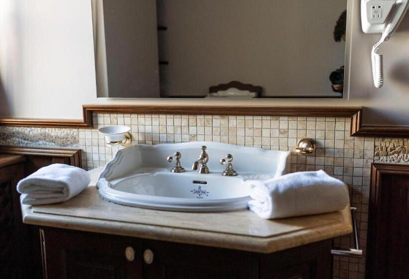 اتاق لوکس, Affittacamere Le Dimore Del Riccio