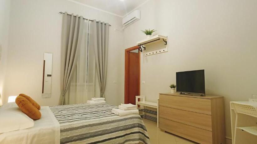 ファミリールーム, F.a.m.s