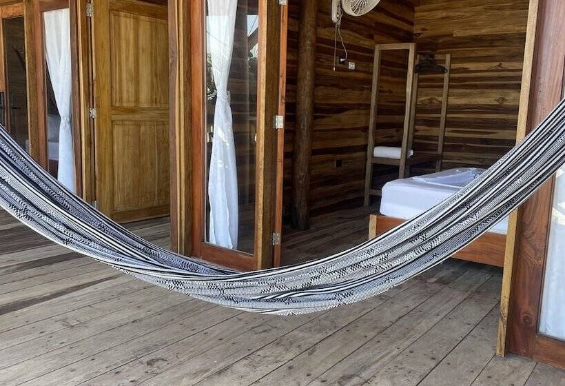 חדר דלוקס נוף לים, Hostal Mocambo Beach