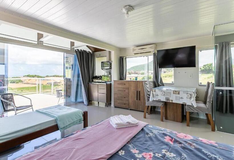 غرفة سوبيريور ثلاثية مطلّة علي البحر, Pousada Residencial Marinho