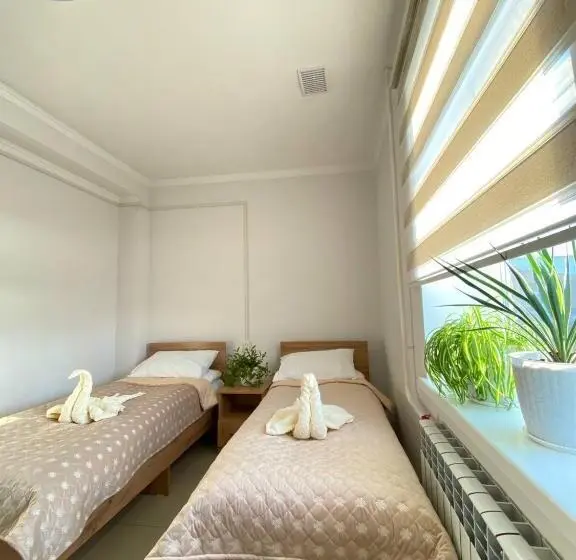 اتاق لوکس, Sayak Hostel