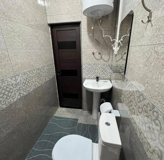 اتاق استاندارد سه نفره, Sayak Hostel