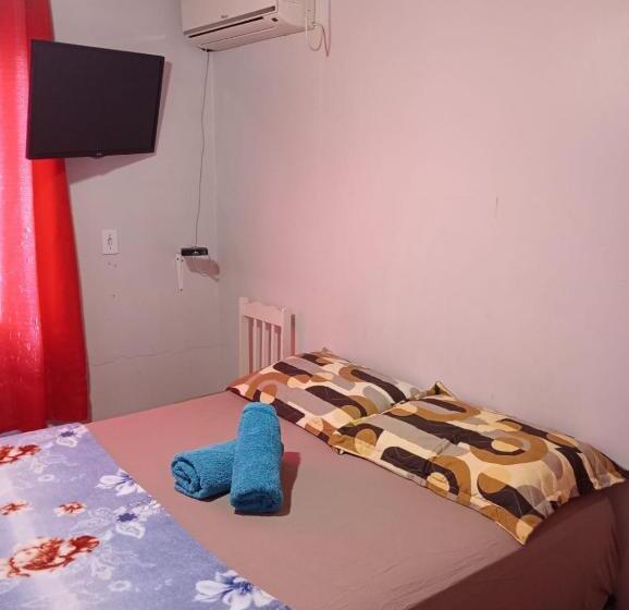 带共用浴室的标准房间, Aconchego