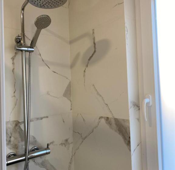 اتاق استاندارد, Casa Augusta 4