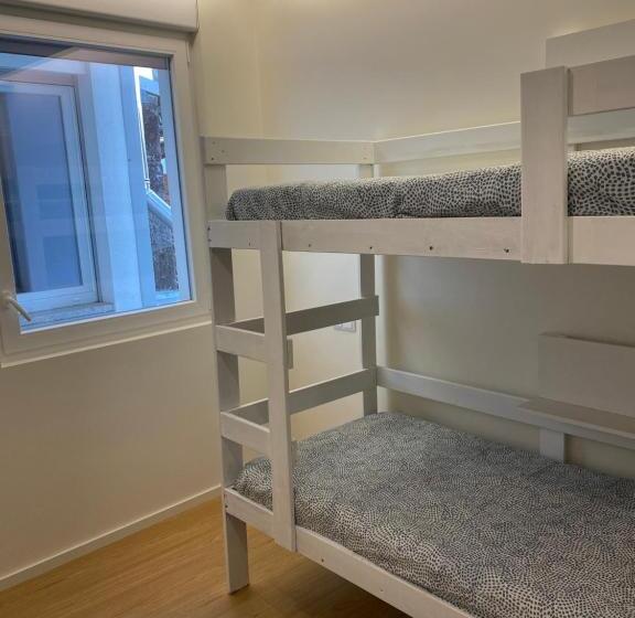 تختخواب در اتاق مشترک, Casa Augusta 4