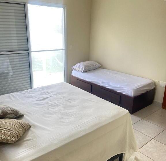 デラックストリプルルーム, Oceani Suits Peruibe