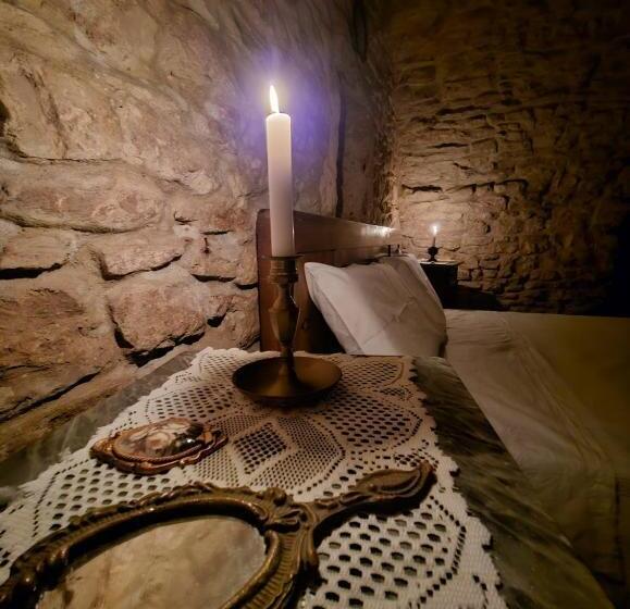 חדר סטנדרט, Parlami D Amore Mariù