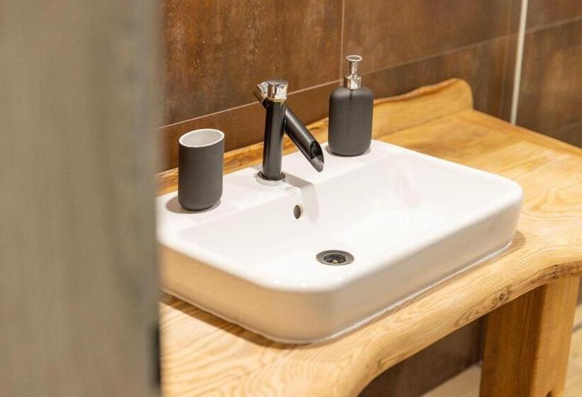 带2个卧室的公寓, Chalety Bystra