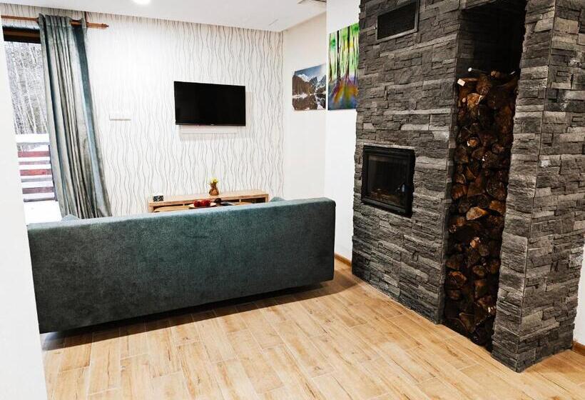 带1个卧室的带阳台的公寓, Chalety Bystra