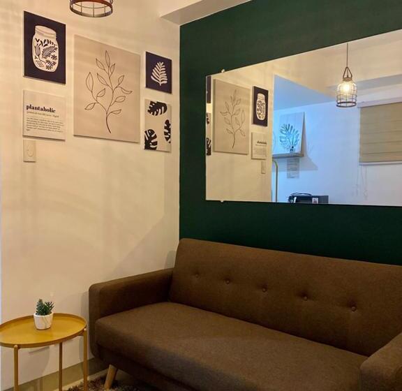 استودیو استاندارد با بالکن, Corner Suite At Cool Suites