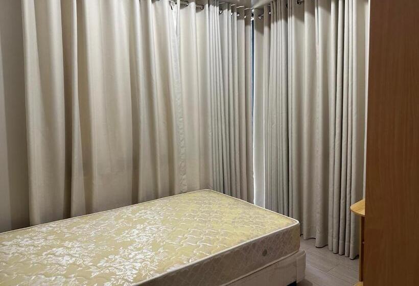 آپارتمان 2 خوابه, Family Home In The Florence Mckinley Hill Taguig