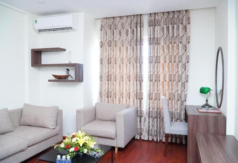 سوییت, Khách Sạn Hữu Nghị