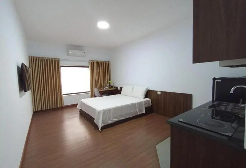اتاق خانوادگی, Khách Sạn Hữu Nghị