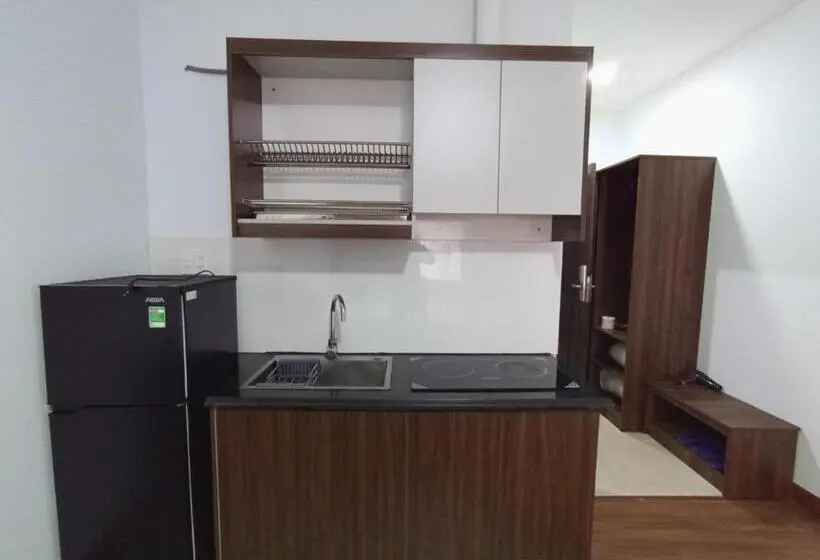 اتاق خانوادگی, Khách Sạn Hữu Nghị
