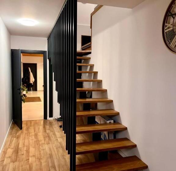 Вилла Deluxe 1 Спальня, A Frame Pietrele șoimului