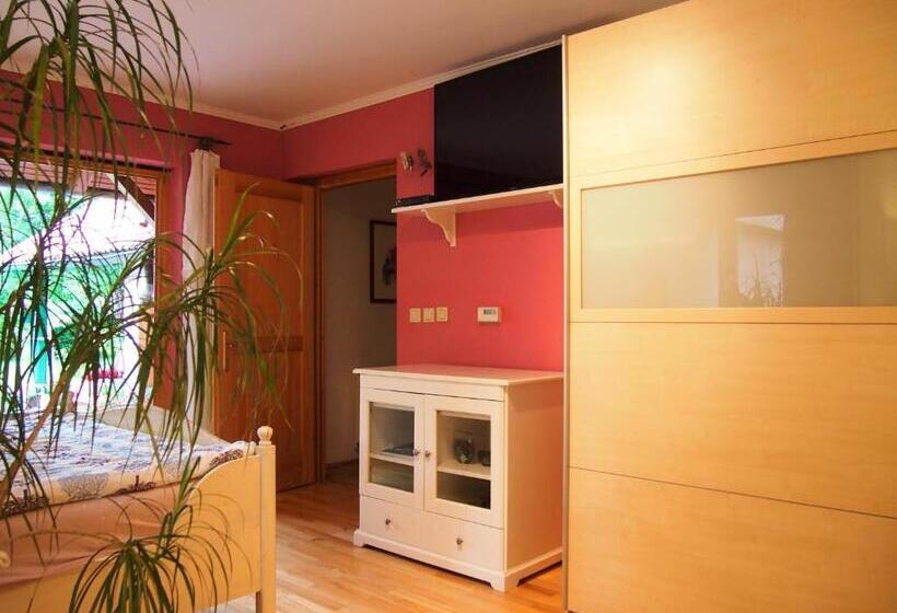 خانه 2 خوابه, Guest House Bitter