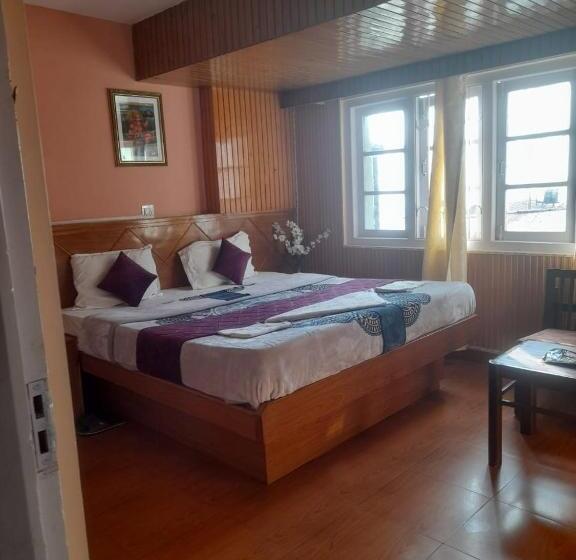 ファミリールーム, Amar Villa