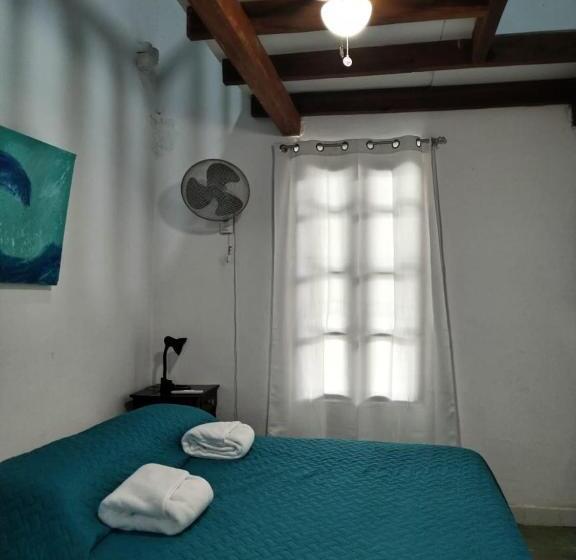 اتاق استاندارد, Chilamar Surf Lodge