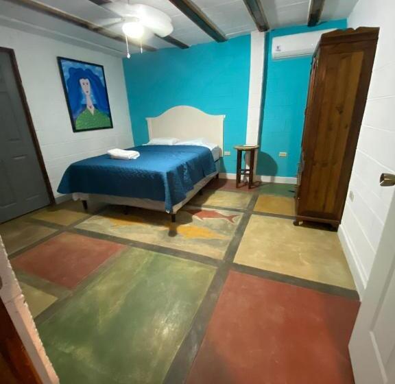 اتاق لوکس, Chilamar Surf Lodge