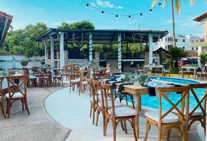 家庭间, Las Palmas Melgar