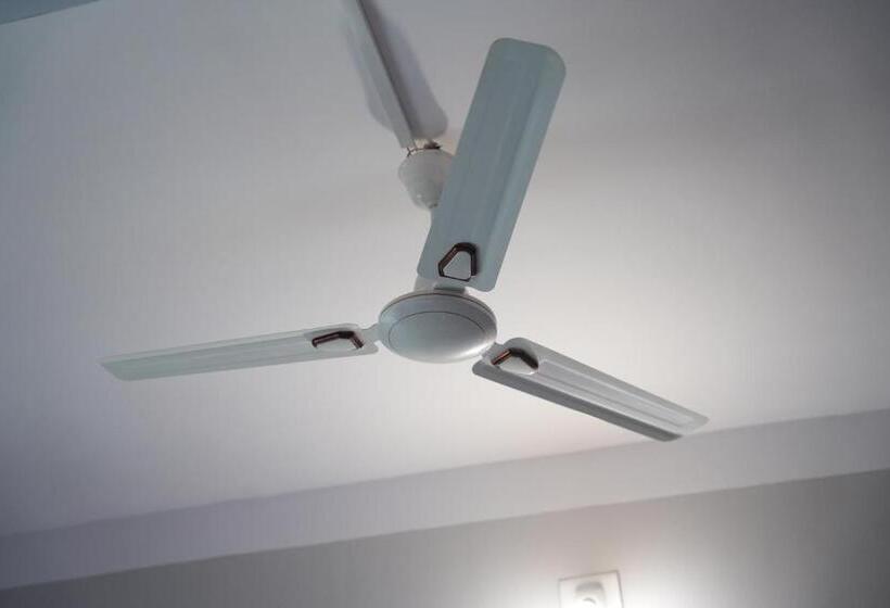 اتاق استاندارد سه نفره, Ozone24