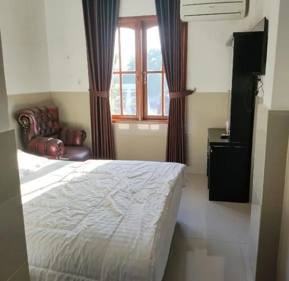 Habitación Deluxe, Penginapan Nurmega Jaya