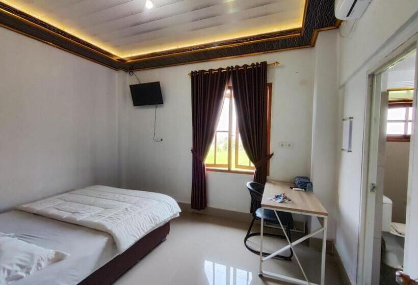 Номер Deluxe, Penginapan Nurmega Jaya