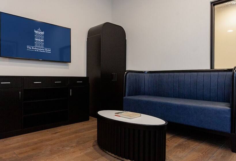 高级大房间, The Rubenstein