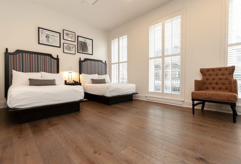 高级大房间, The Rubenstein