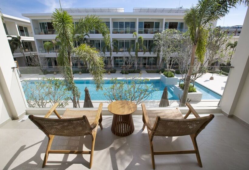 Номер Deluxe Вид на Бассейн, Niranapa Boutique Resort