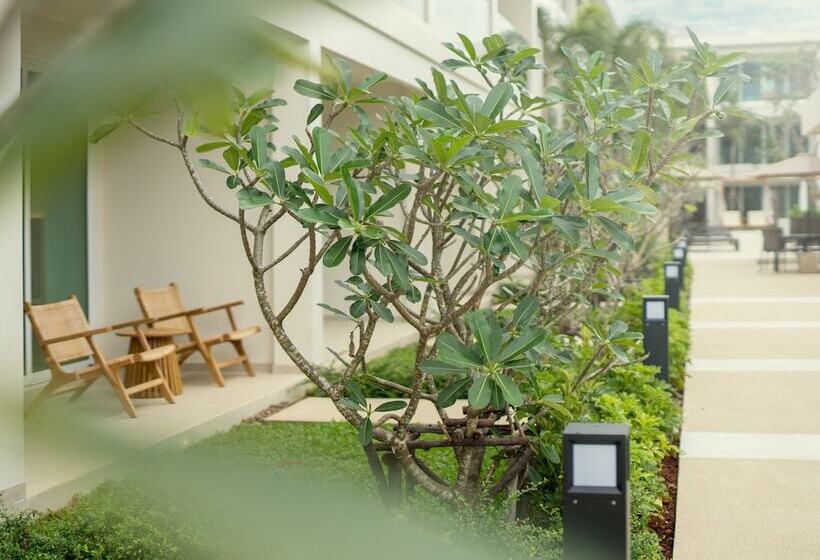 Habitació Deluxe Vista Jardí, Niranapa Boutique Resort