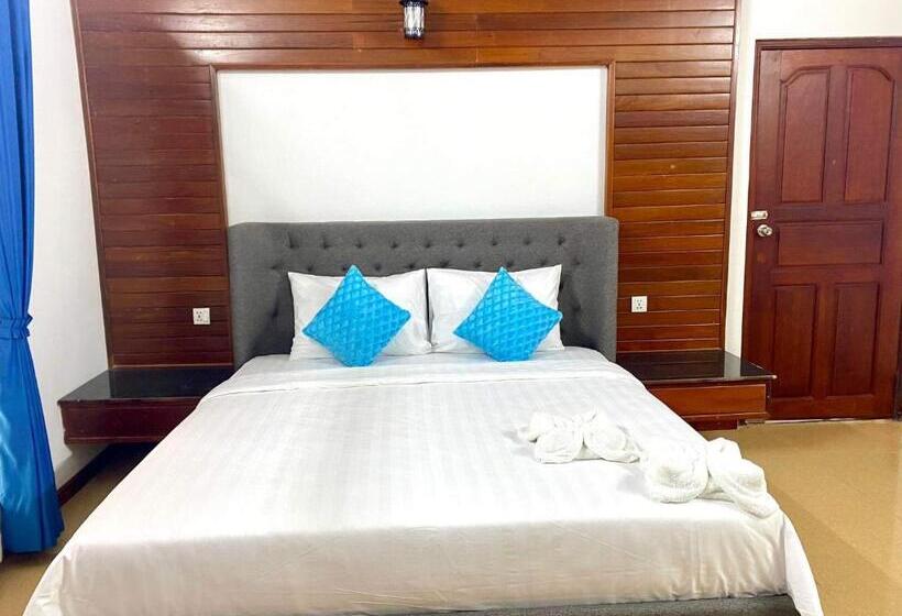 חדר סטנדרט, Behind Shopping Guest House