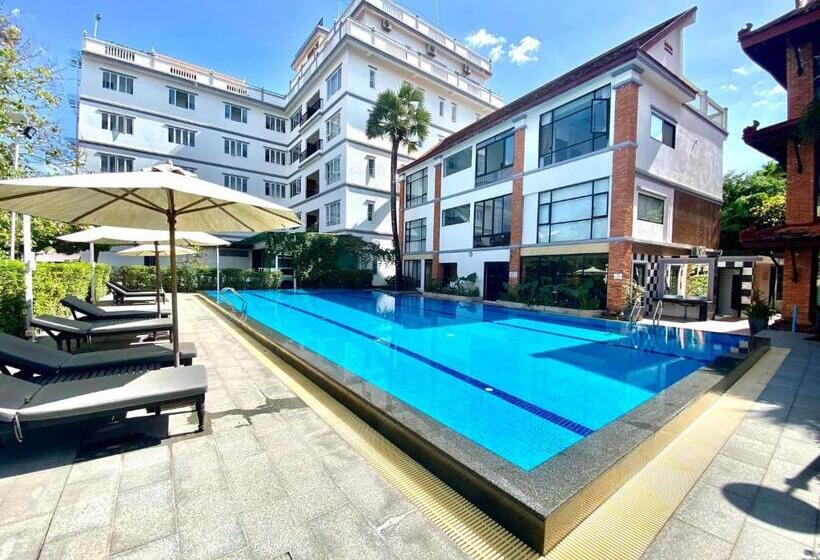 חדר סטנדרט, Behind Shopping Guest House