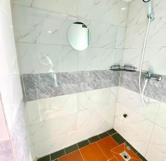 חדר סטנדרט, Behind Shopping Guest House