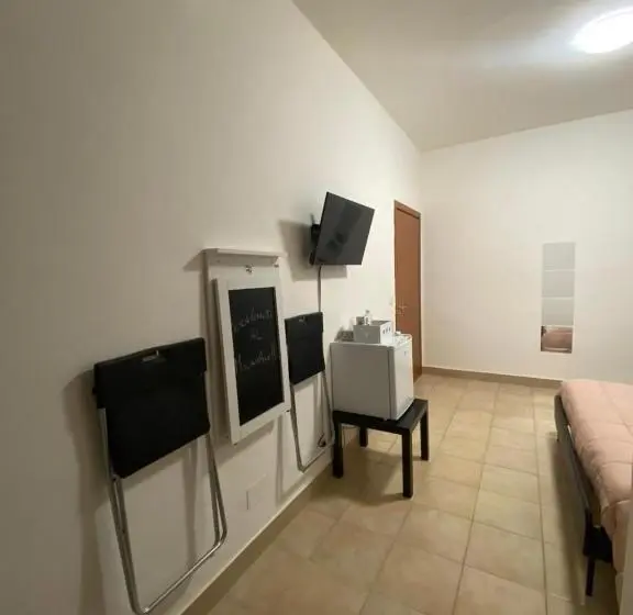Quarto Estandar, Micamale