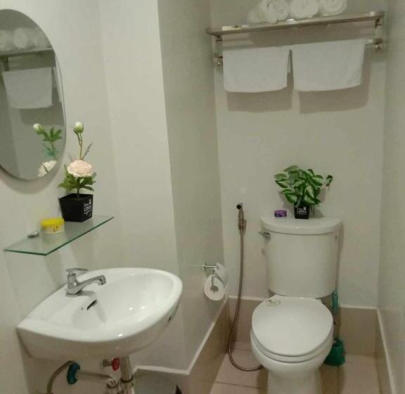 استودیوی استاندارد, The Loop North Tower