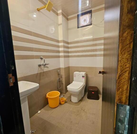 غرفة ديلوكس, The Pinak Hotel And Restaurant