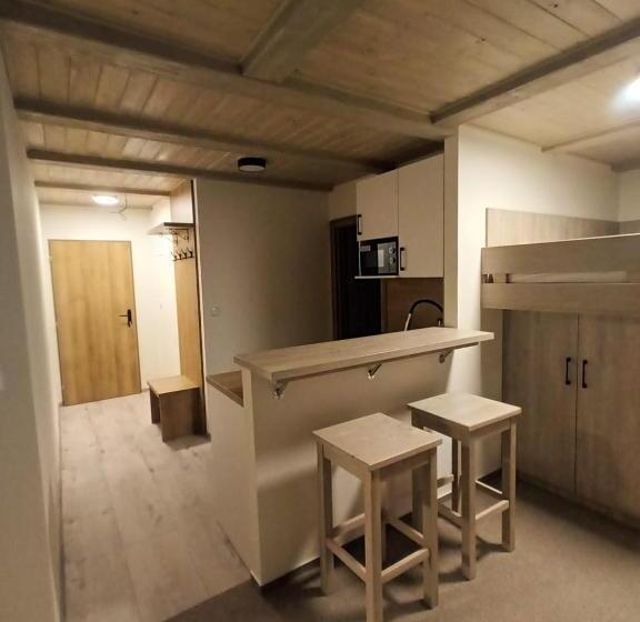 Студия Стандарт, Apartmány Vesna