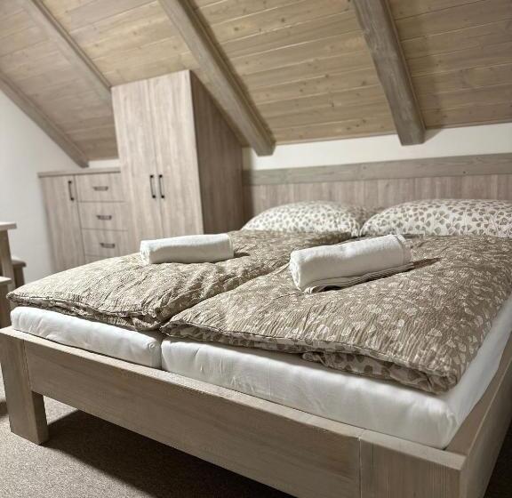 스탠다드 스튜디오, Apartmány Vesna