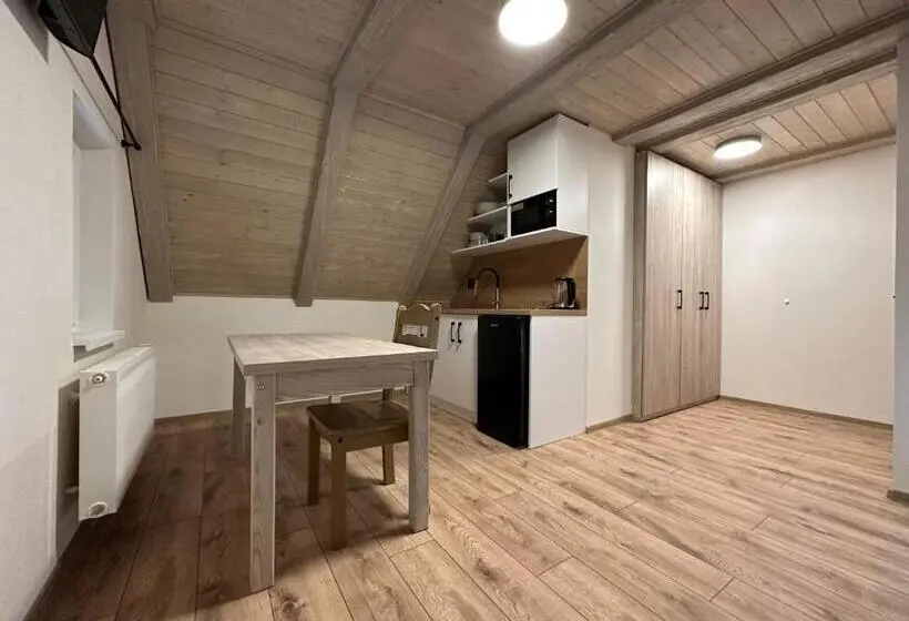 Deluxe-huoneisto 1 Makuuhuone, Apartmány Vesna