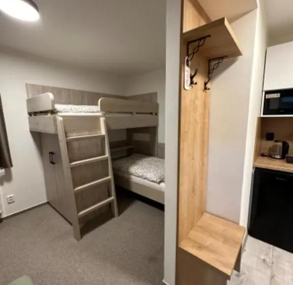Classic Neljän Hengen Huone, Apartmány Vesna
