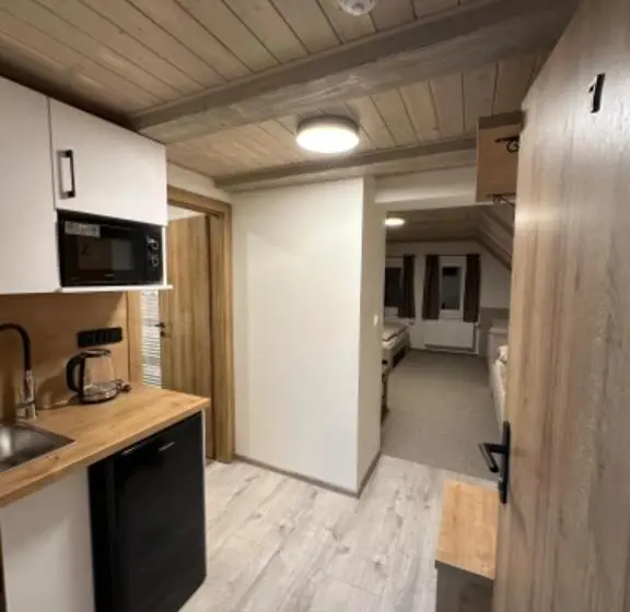 Perhestudio, Apartmány Vesna