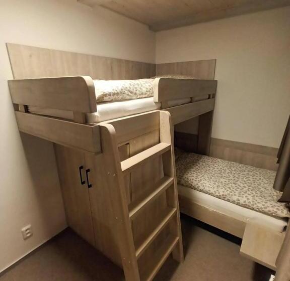 스탠다드 스튜디오, Apartmány Vesna