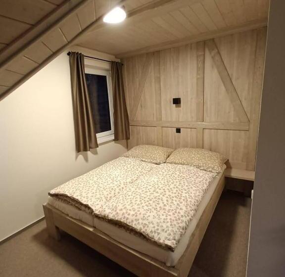 스탠다드 스튜디오, Apartmány Vesna