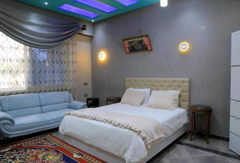 اتاق استاندارد با سرویس بهداشتی مشترک, Villa Scheherazade