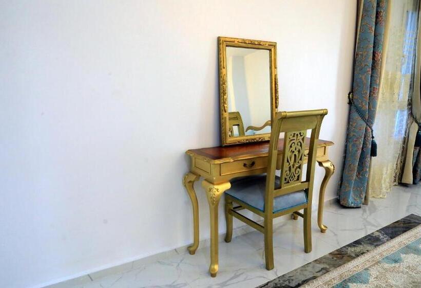 اتاق سوپریور با تخت بزرگ, Villa Scheherazade