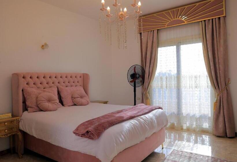 اتاق استاندارد یک نفره, Villa Scheherazade